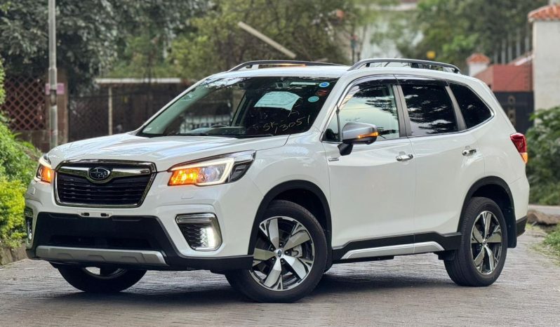 
								Subaru Forester E-Boxer full									