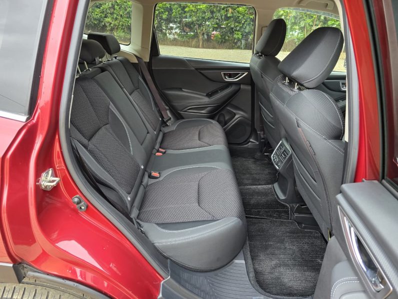 
								Subaru Forester E-Boxer full									
