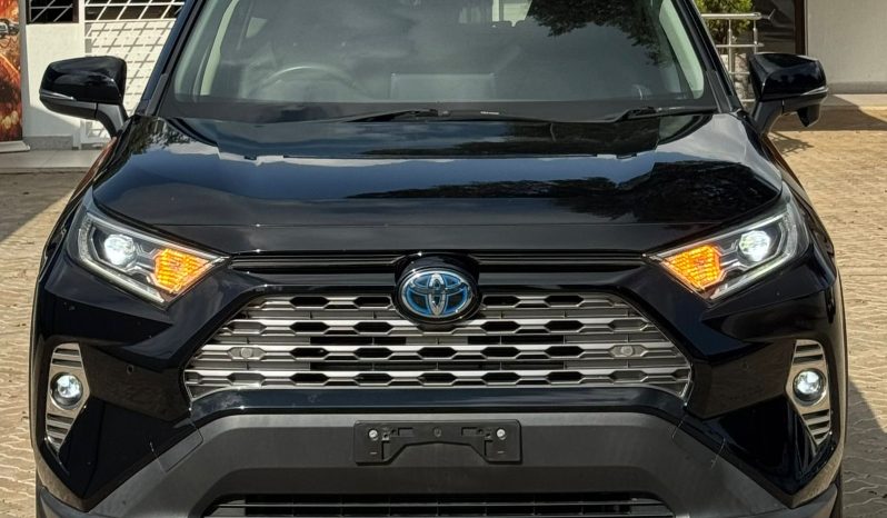
								Toyota Rav4 full									