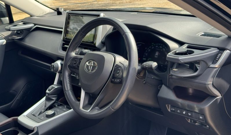 
								Toyota Rav4 full									