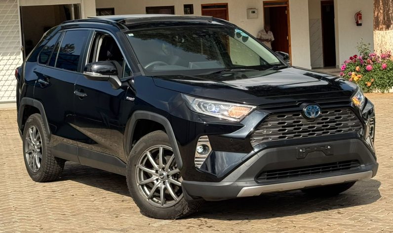 
								Toyota Rav4 full									