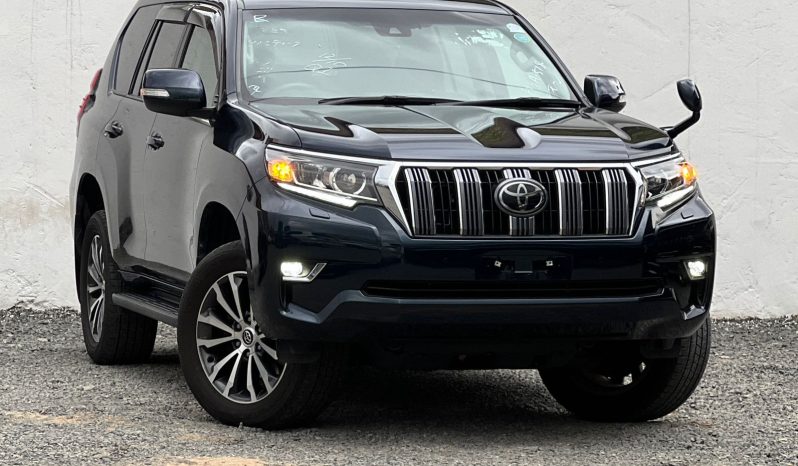 
								Toyota Land Cruiser Prado TXL full									
