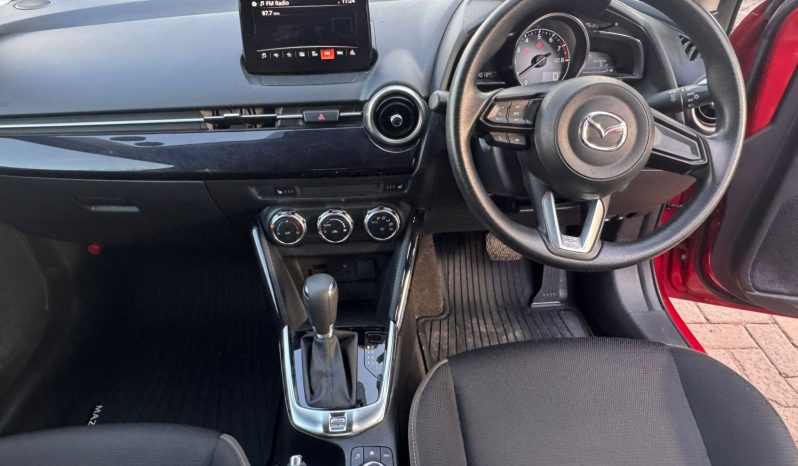 
								Mazda 2 full									