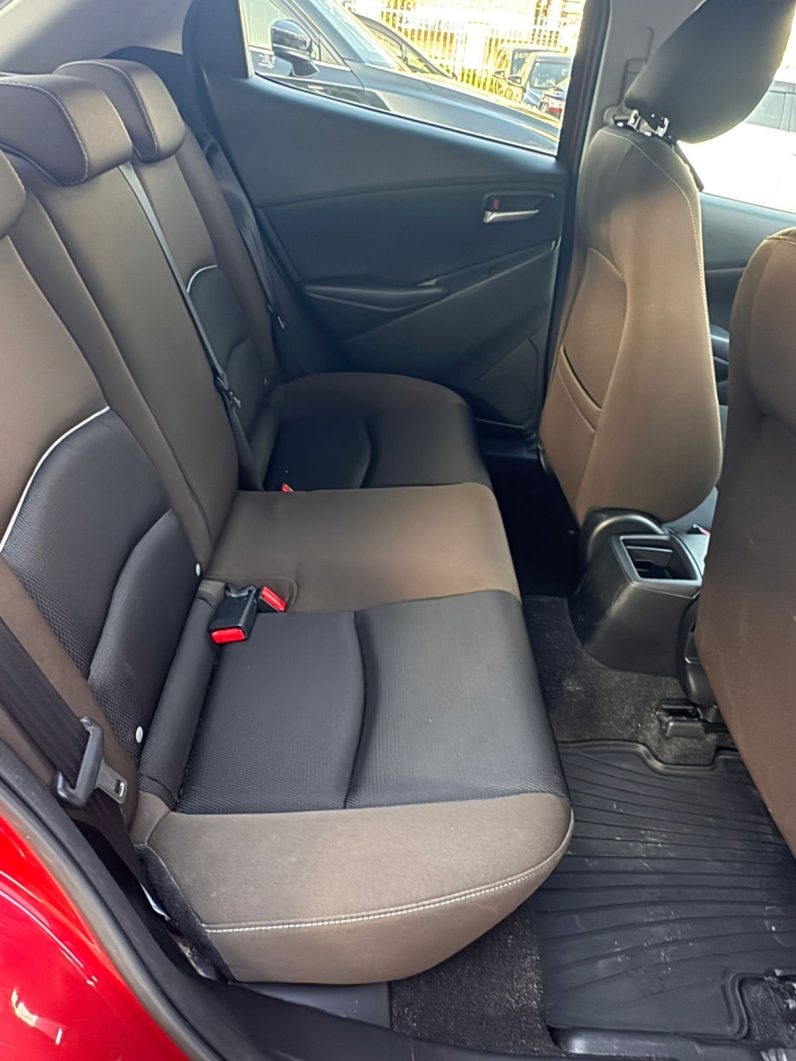 
								Mazda 2 full									