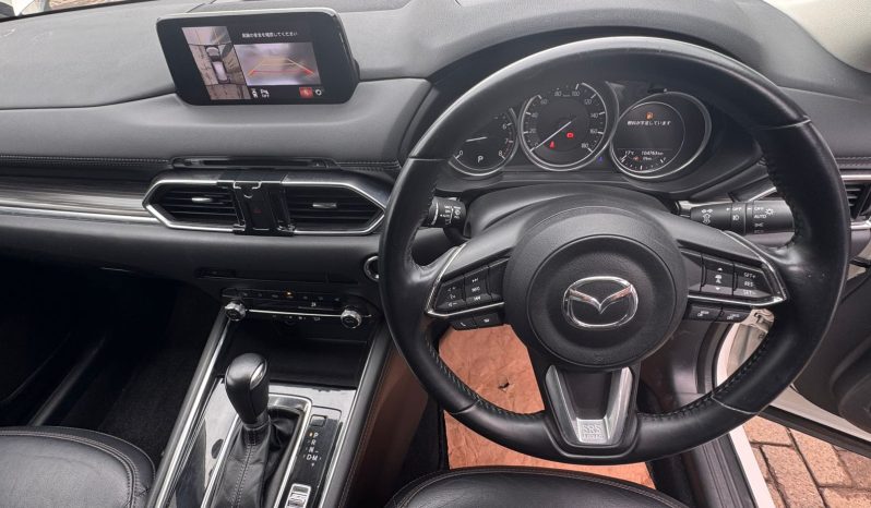 
								Mazda CX-5 full									
