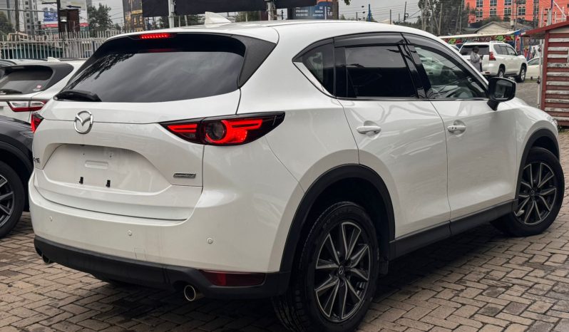 
								Mazda CX-5 full									