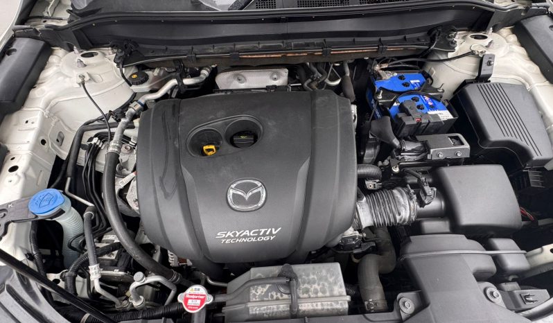 
								Mazda CX-5 full									