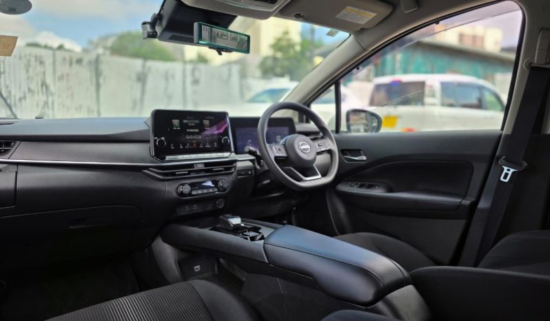 
								Nissan Note  E13 E-Power full									