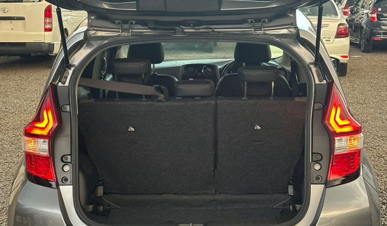 
								Nissan Note full									