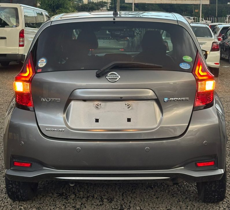 
								Nissan Note full									