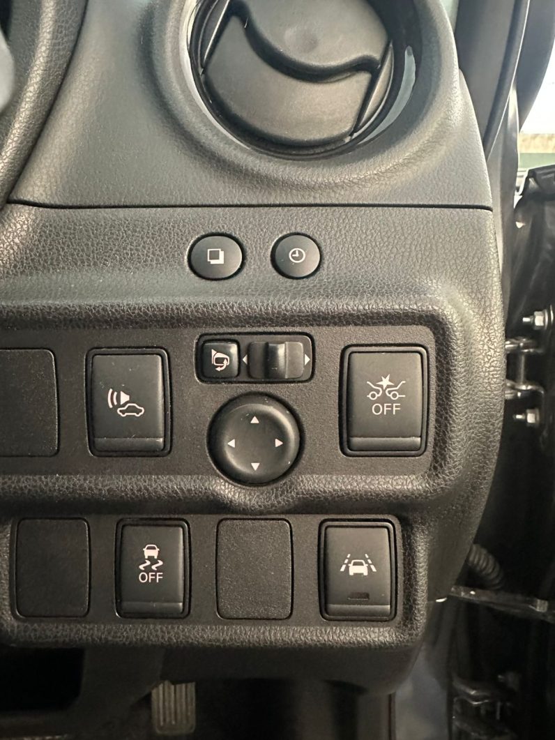 
								Nissan Note full									