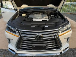Lexus LX-570