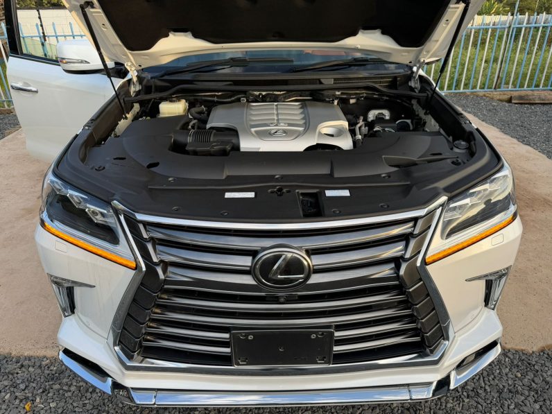 
								Lexus LX-570 full									