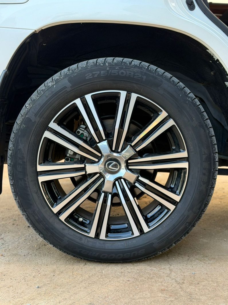
								Lexus LX-570 full									