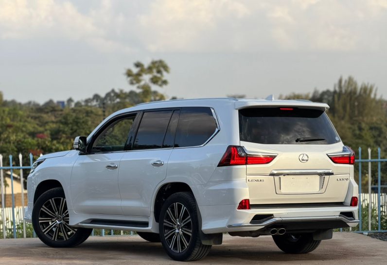 
								Lexus LX-570 full									