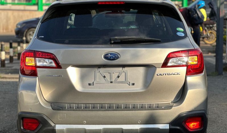 
								Subaru Outback full									
