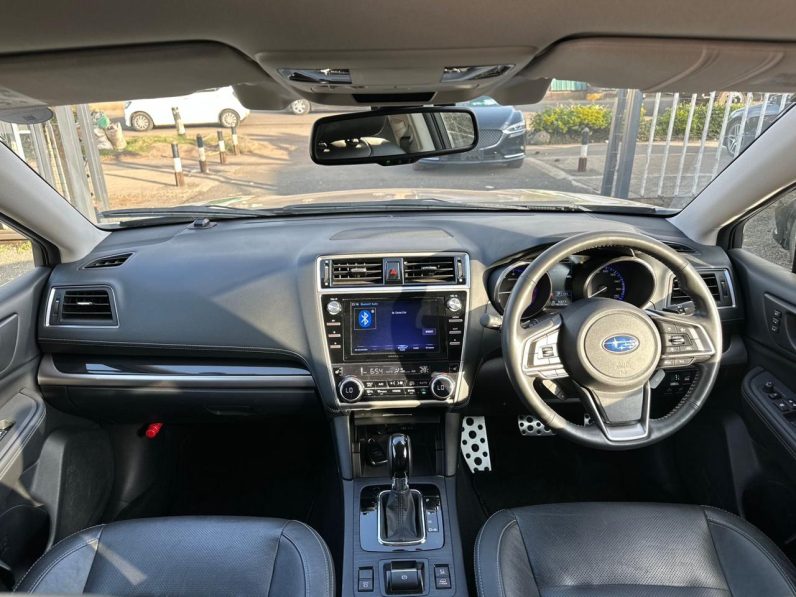 
								Subaru Outback full									
