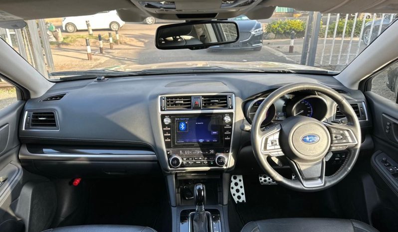 
								Subaru Outback full									