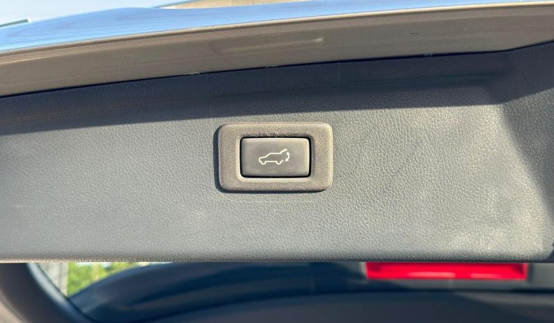 
								Subaru Outback full									