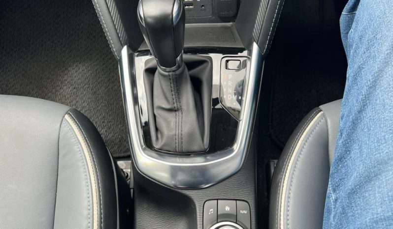 
								Mazda 2 full									