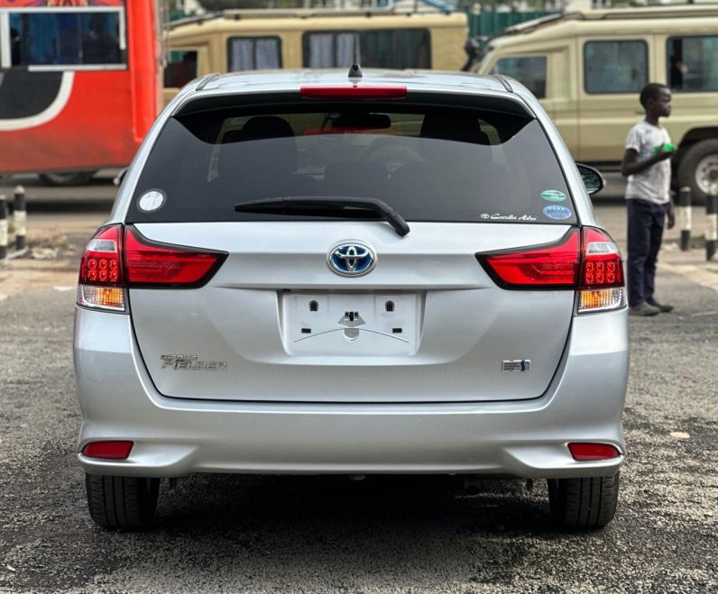 
								Toyota Fielder full									