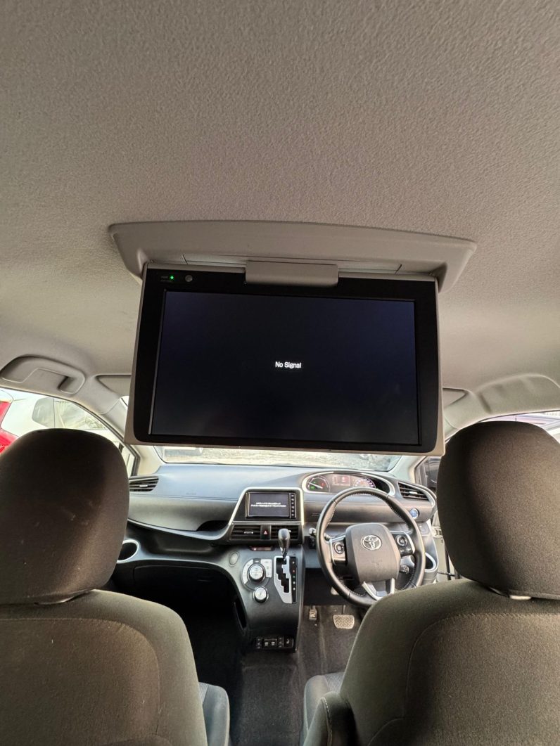 
								Toyota sienta full									