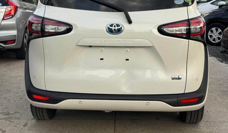 
								Toyota sienta full									