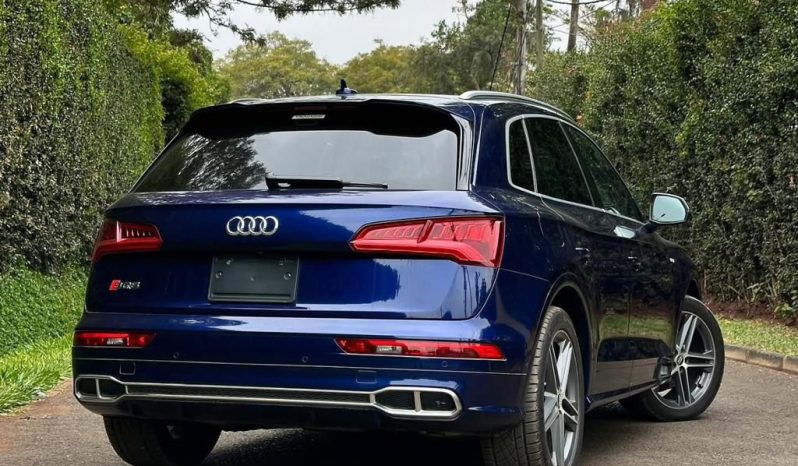 
								Audi SQ5 full									