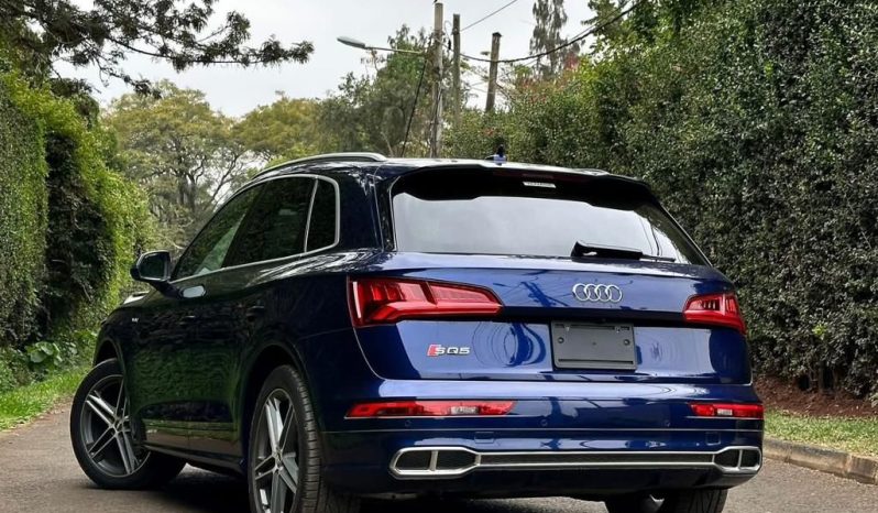 
								Audi SQ5 full									