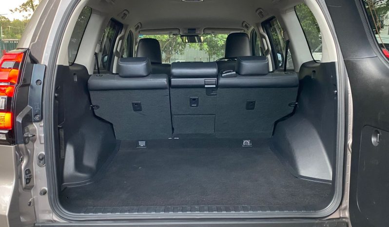 
								Toyota Landcruiser PradoTX full									