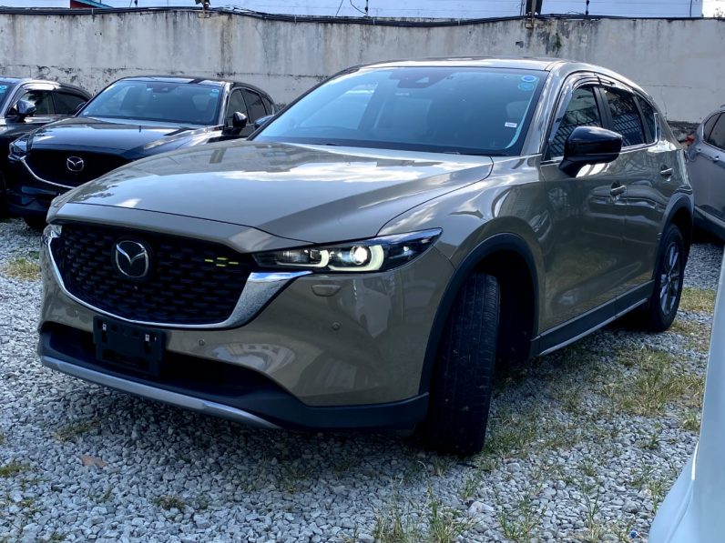 
								Mazda CX-5 full									