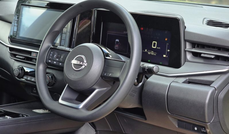 
								Nissan Note Epower E13 full									