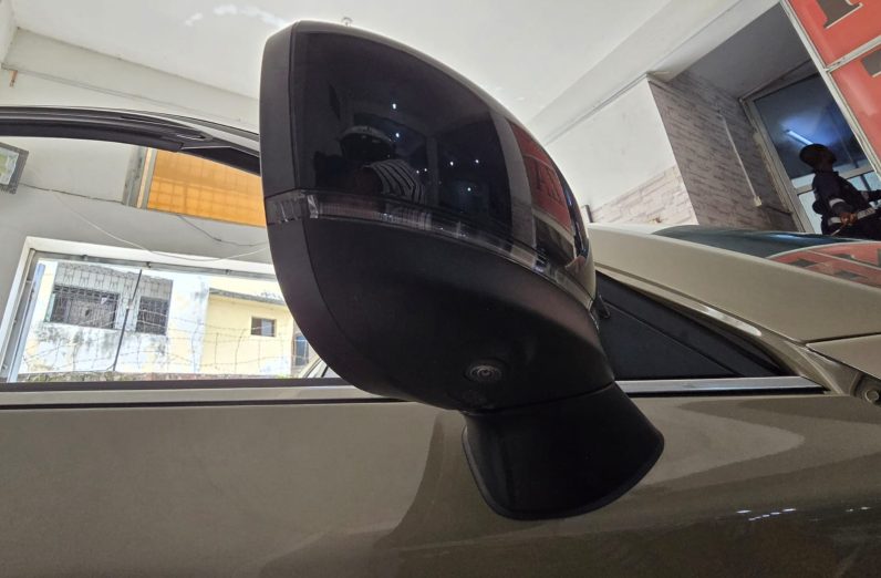 
								Mazda CX-5 full									