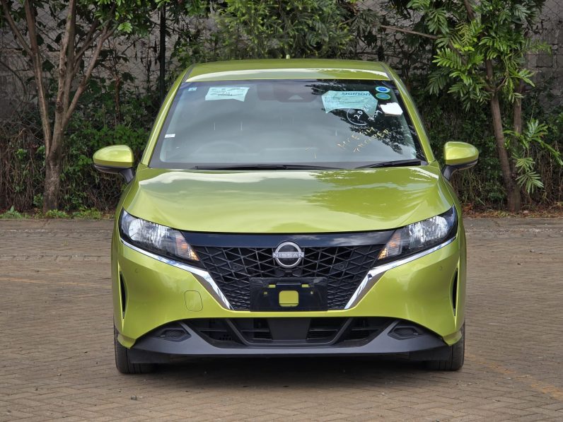 
								Nissan Note Epower E13 full									