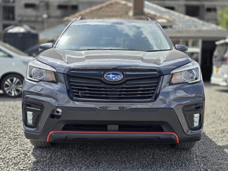 
								Subaru Forester X-Break full									