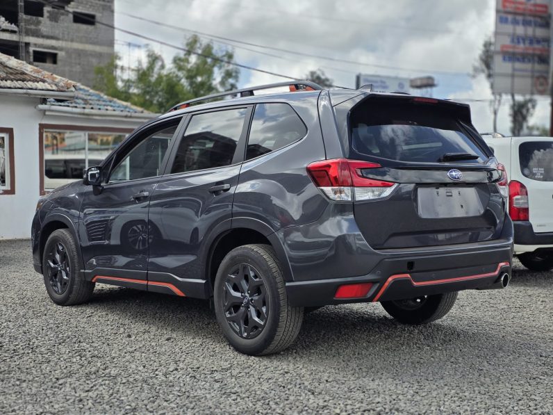 
								Subaru Forester X-Break full									