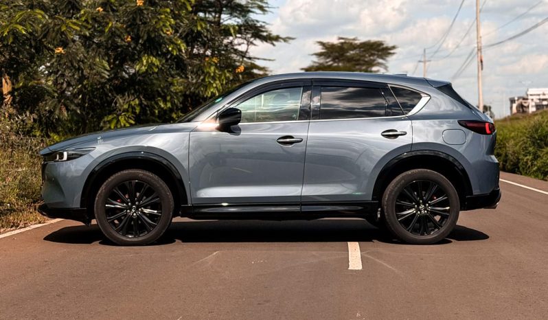 
								Mazda CX-5 full									