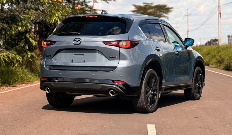 
								Mazda CX-5 full									