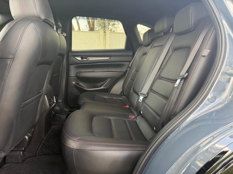 
								Mazda CX-5 full									