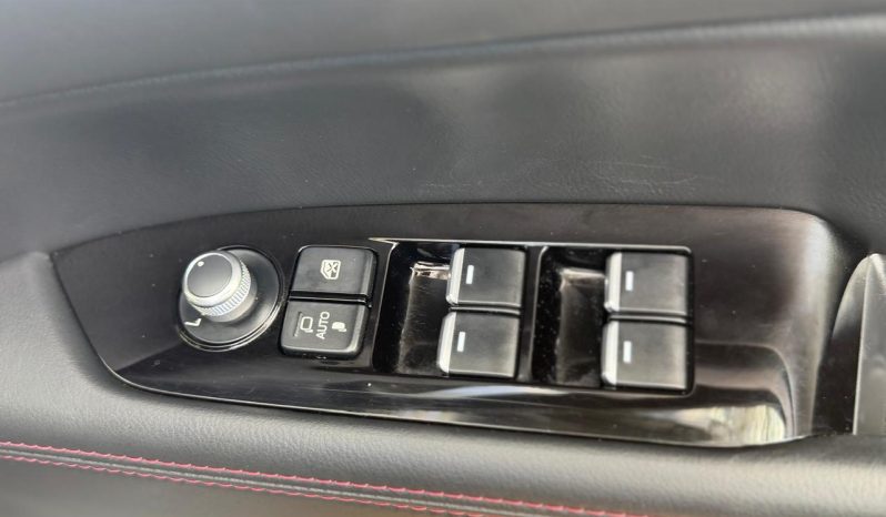 
								Mazda CX-5 full									