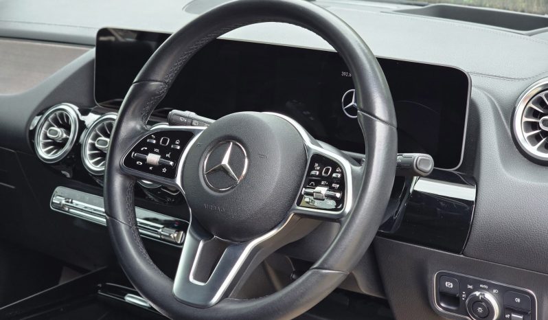 
								Mercedes Benz B180 full									