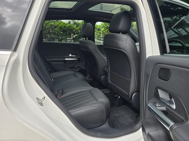
								Mercedes Benz B180 full									