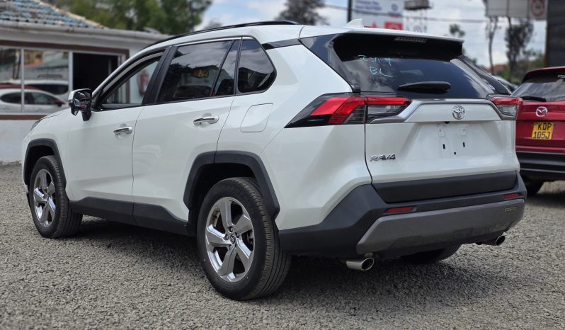 
								Toyota Rav4 full									