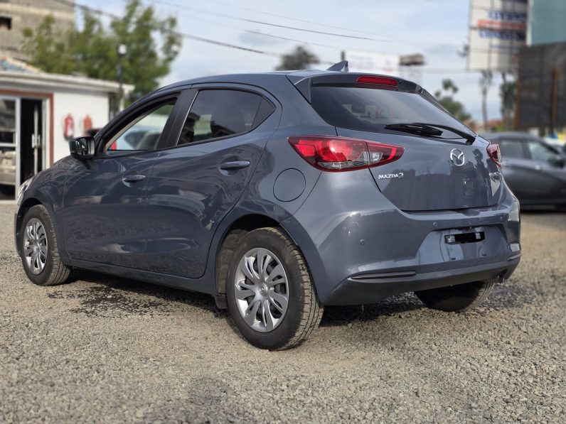 
								Mazda 2 full									