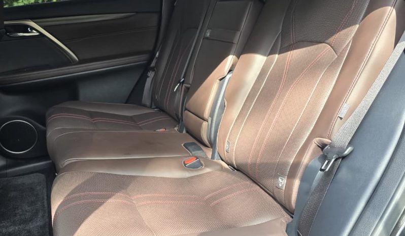 
								Lexus RX300 full									