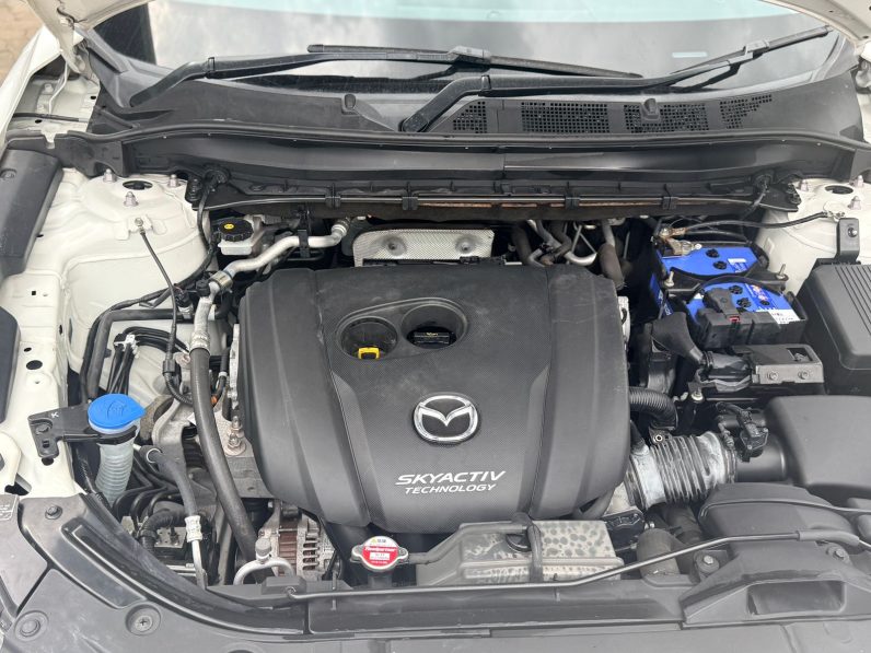 
								Mazda CX-5 full									