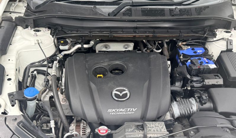 
								Mazda CX-5 full									