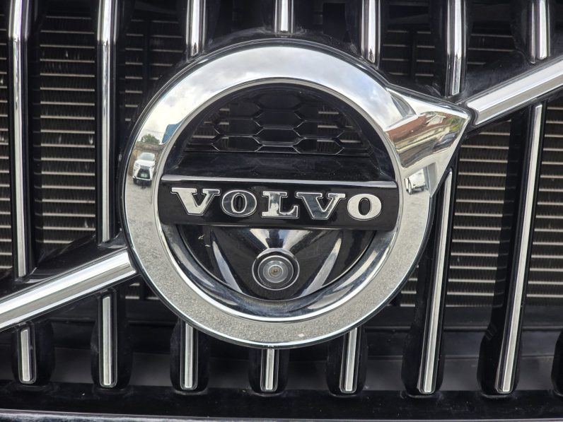 
								Volvo XC60 full									
