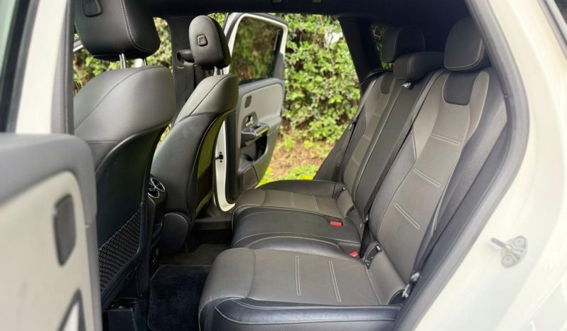 
								Mercedes Benz B180 full									