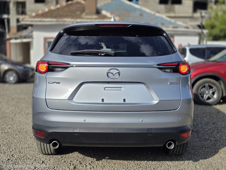 
								Mazda CX-8 full									
